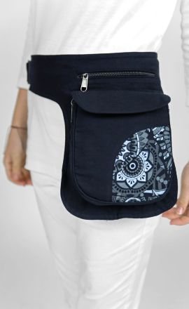 Černo-bílá ledvinka Michaela Gautam Puget