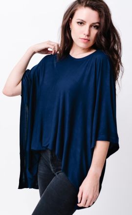 Navy pončo Michaela Gautam Sadha