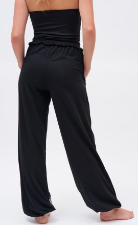 Černé kalhoty Michaela Gautam Indian